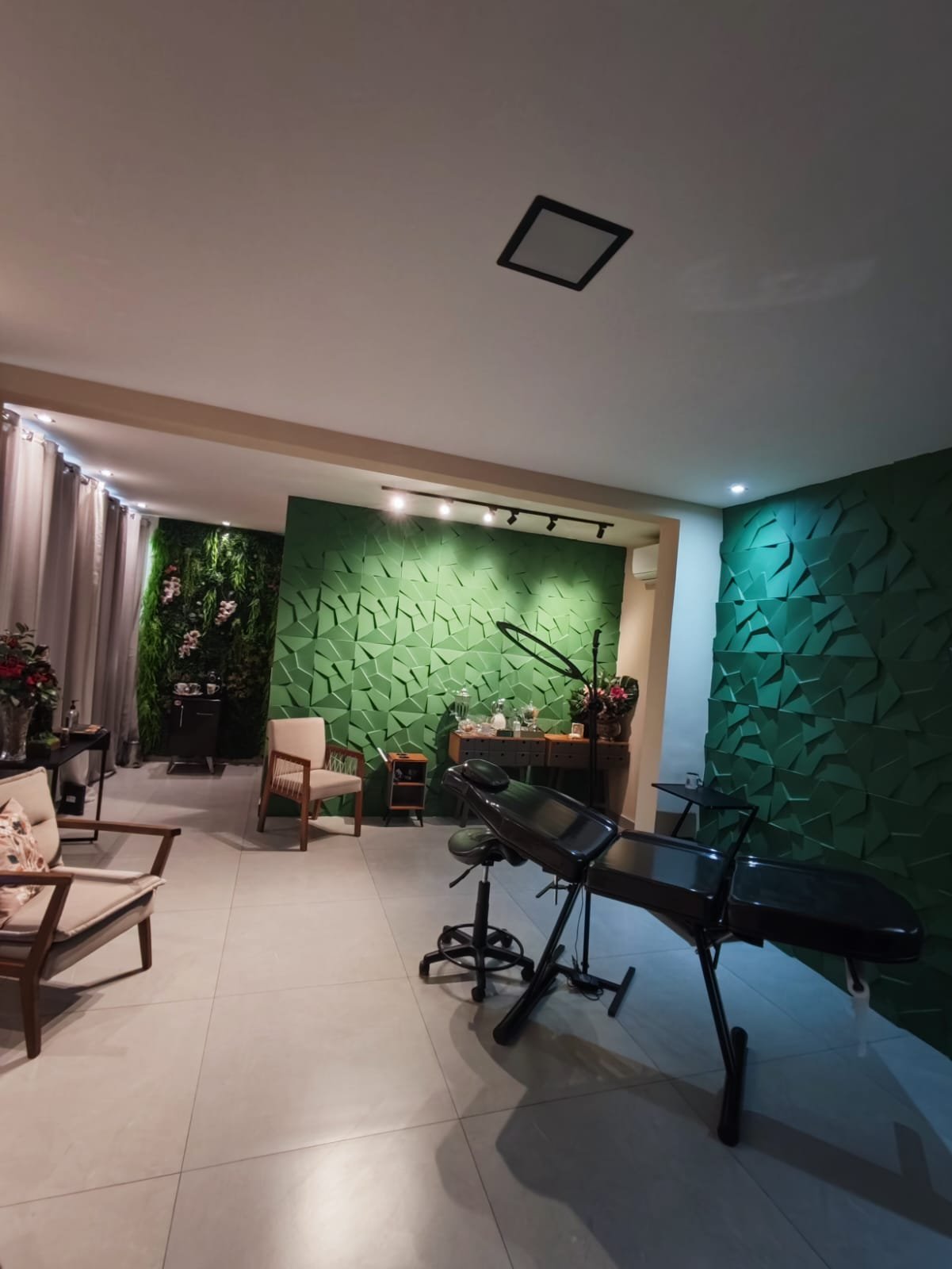 Estúdio Privado de Micropigmentação - Ambiente Acolhedor